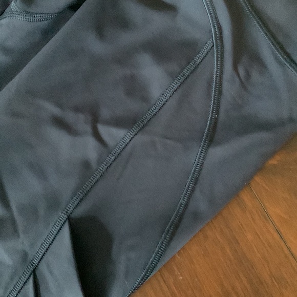 Lululemon leggings - Picture 8 of 8